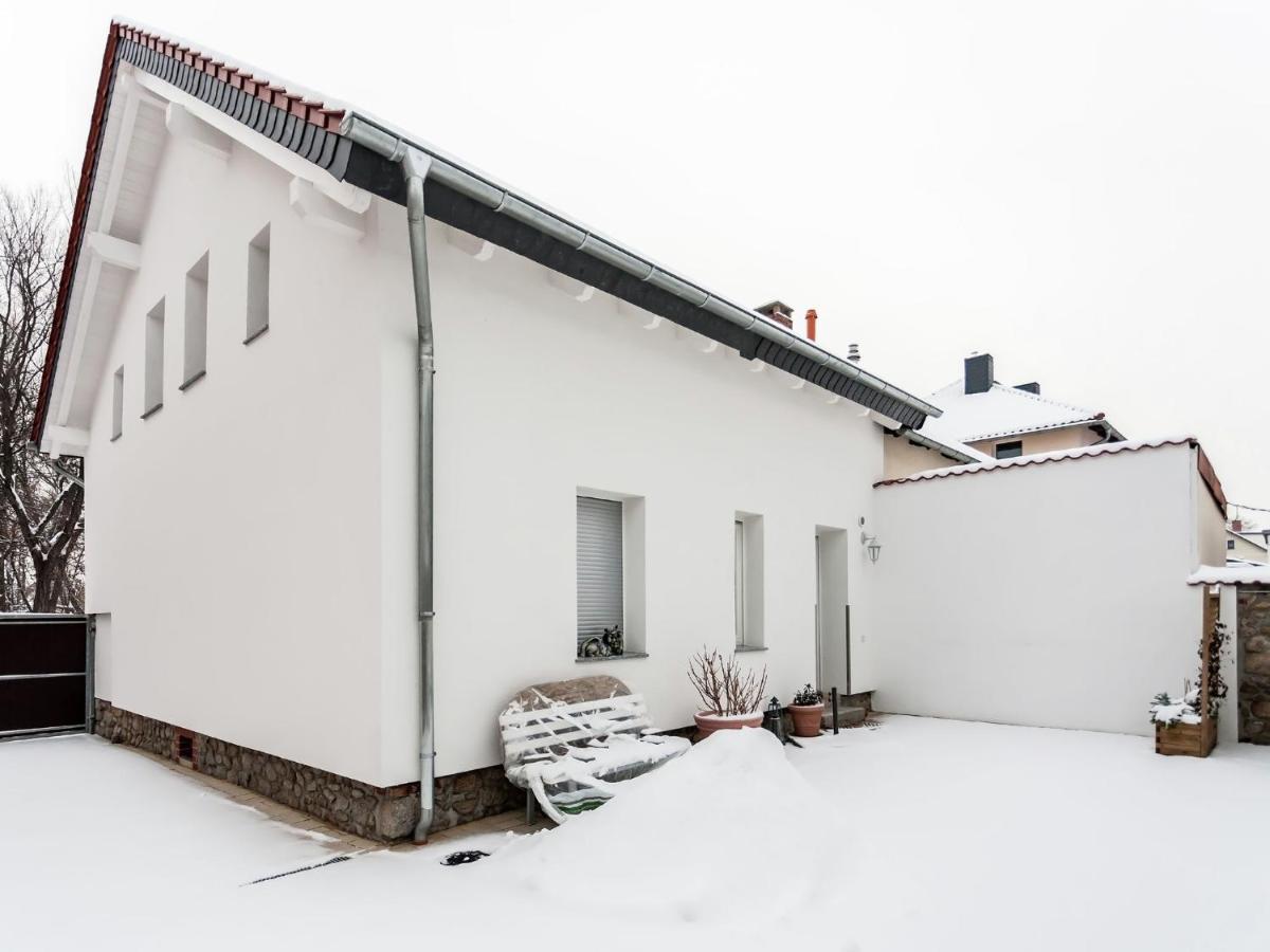 Home With Lots Of Light And A Great View Thale Exterior photo